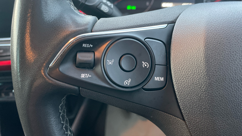 Vauxhall Crossland 1.2 Turbo [130] SRi Nav 5dr Petrol Hatchback